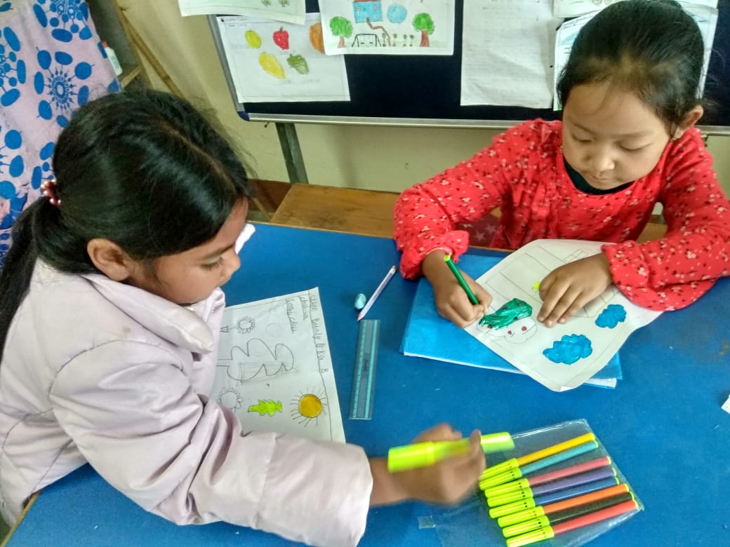 Students of Chibbo doing Art on Environment Day